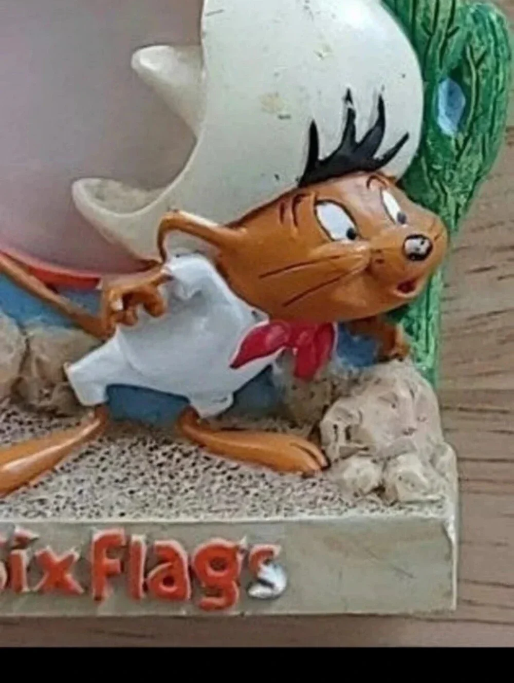 Rare (Hard To Find) 3D Embossed 1997 Six Flags Speedy Gonzales Picture Frame.
